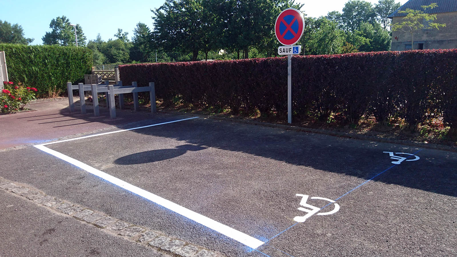 Marquage au sol et adhésifs sols à Vire Normandie | viréoverso