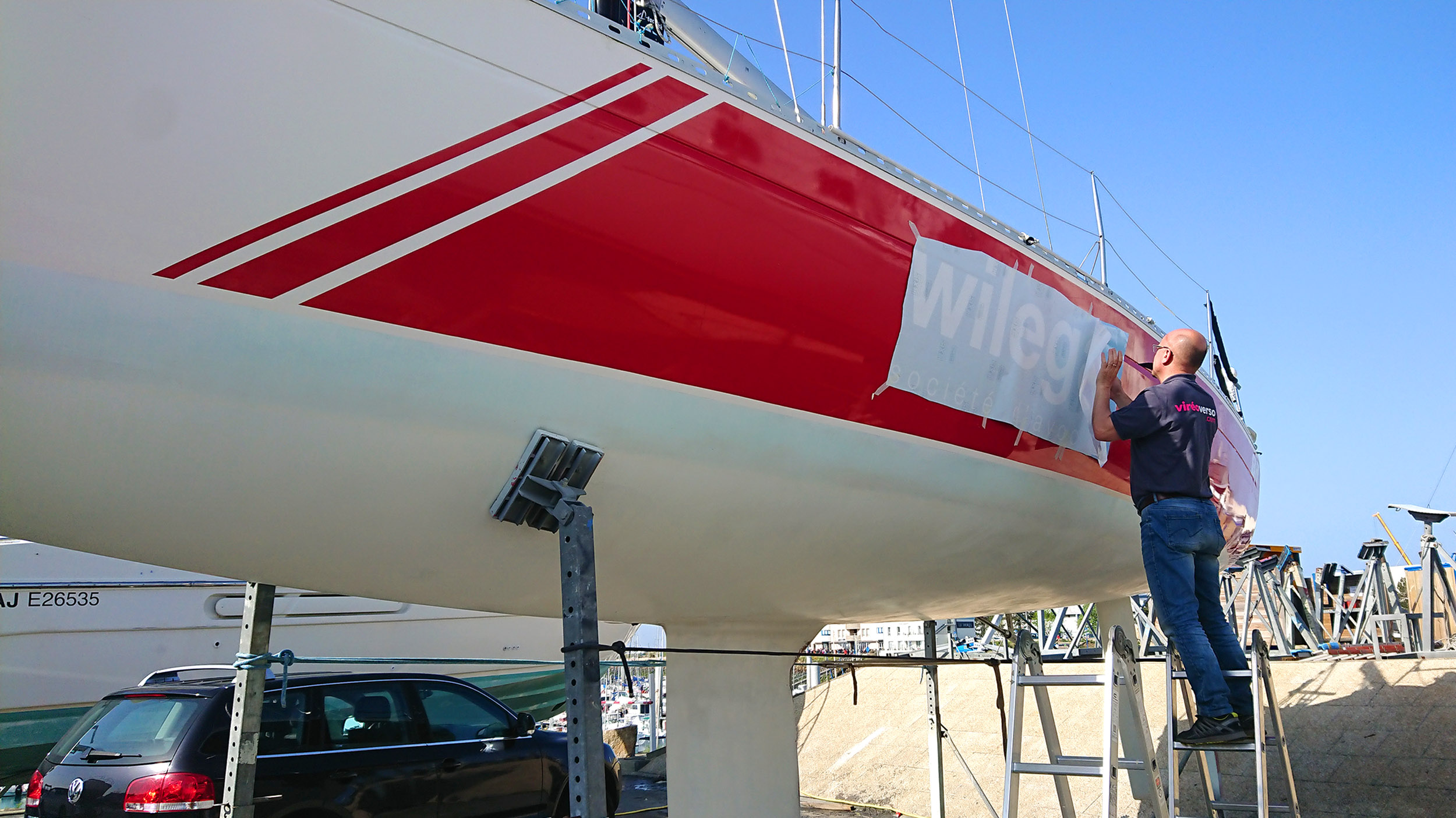 habillage-vinyle-marquage-bateau-voilier-granville-manche-vireoverso